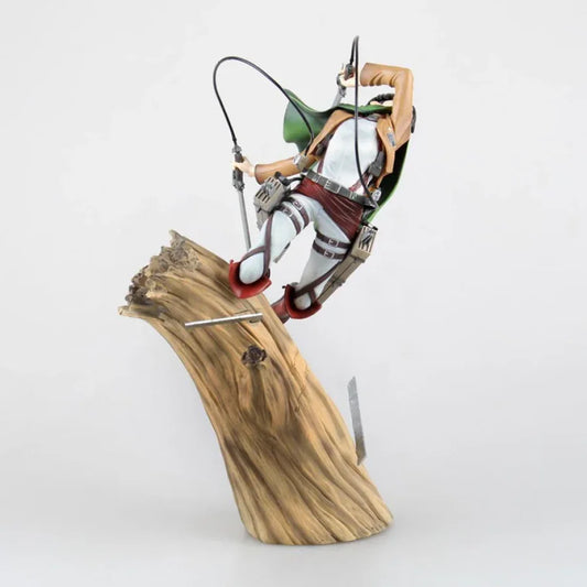 Attack On Titan / Shingeki No Kyojin - Levi Ackerman Action Figure