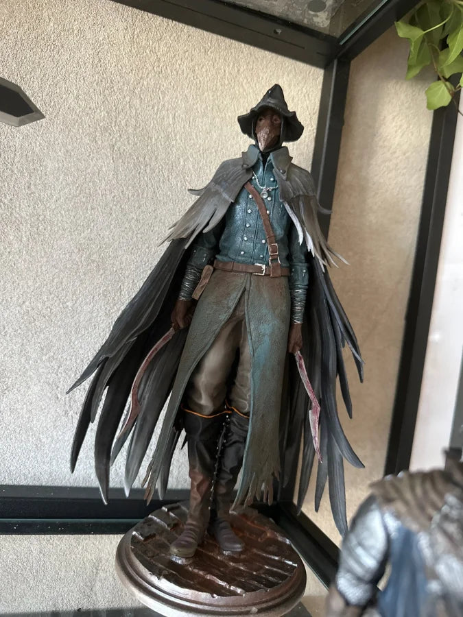Bloodborne The Old Hunter - Cacciatore Con Falce & Eileen Il Corvo Action Figure