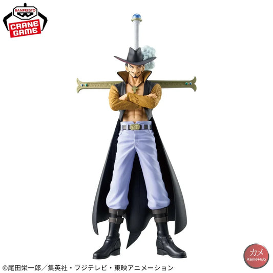 One Piece - Dracule Mihawk Action Figure Bandai Banpresto DXF Dracule Mihawk 17cm Action Figure