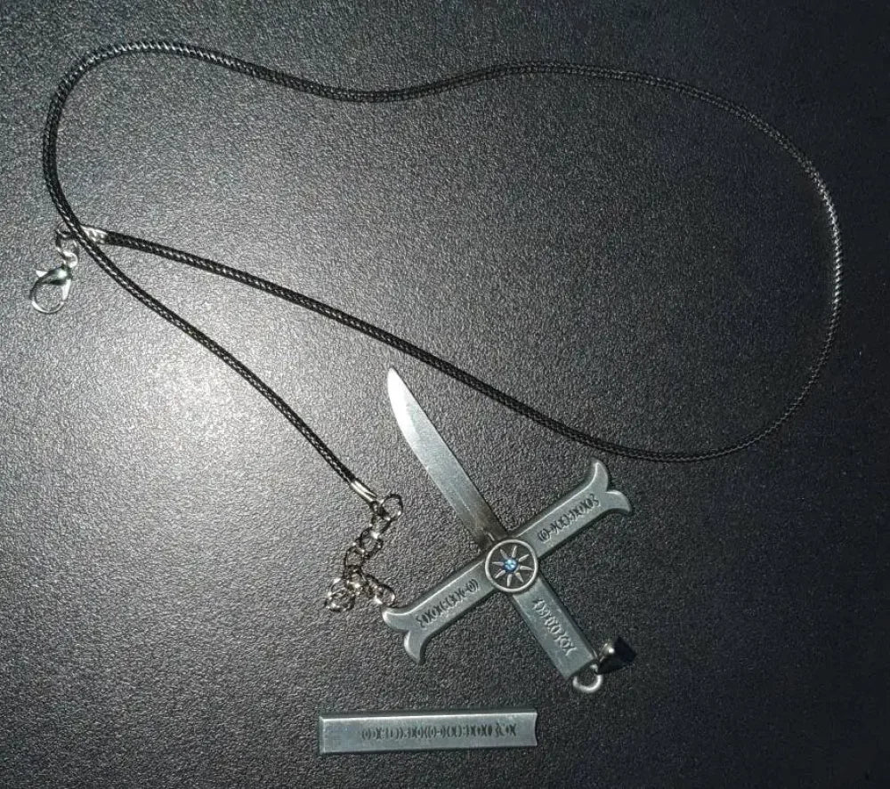 One Piece - Portachiavi E Collane Di Dracule Mihawk Accessori