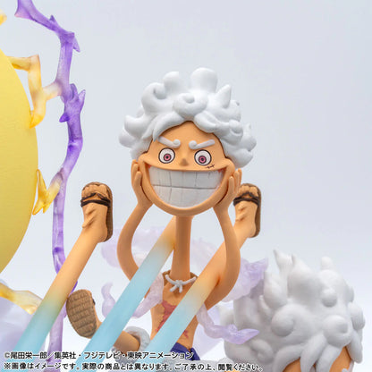 One Piece - Monkey D. Luffy Gear 5 Action Figure WCF x SHFiguarts