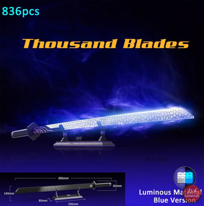 Anime - Katane E Spade In Mattoncini Stile Lego Glow The Dark Thousand Blades Luminosa Blu &