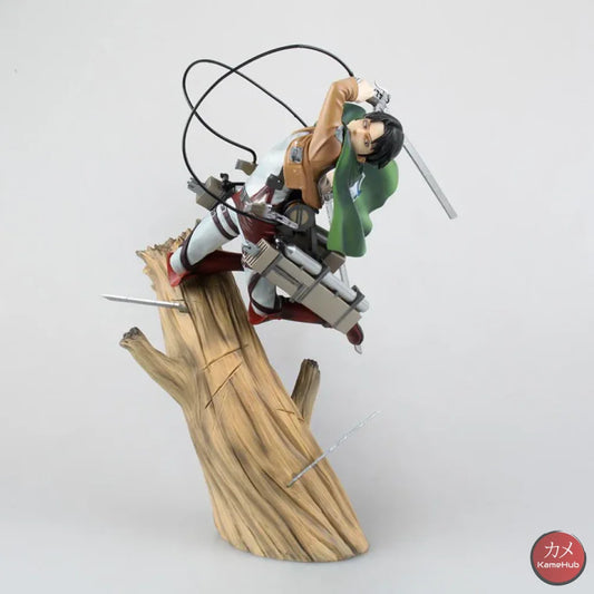 Attack On Titan / Shingeki No Kyojin - Levi Ackerman Action Figure 28Cm Senza Scatola