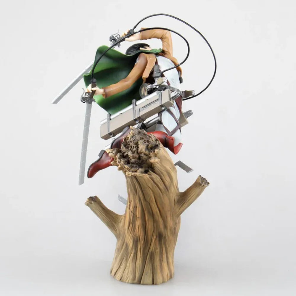 Attack On Titan / Shingeki No Kyojin - Levi Ackerman Action Figure