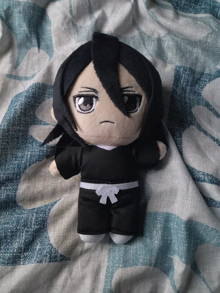 Bleach - Morbidi Peluche Di Ichigo Rukia Byakuya Toshiro Gin E Ulquiorra 20 Cm Peluches