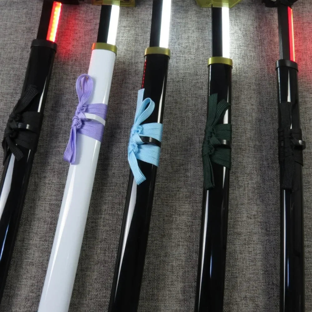 Bleach TYBW - Katana Zanpakuto con Luce LED - Katane & Spade