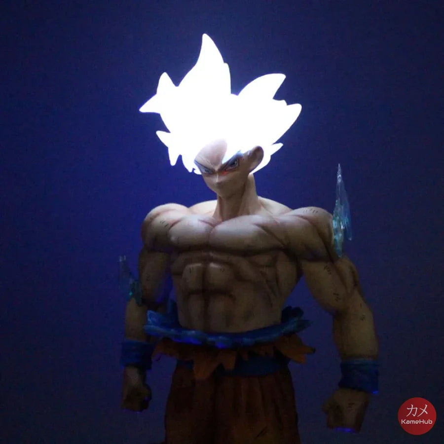 Dragon Ball Super - Goku Ultra Istinto Completo Action Figure Con Luce Led