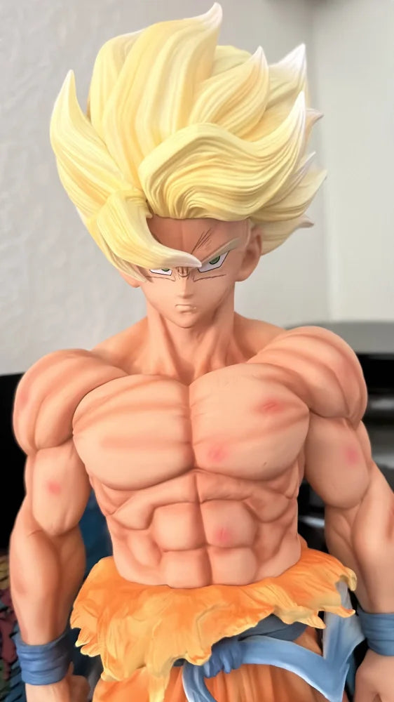Dragon Ball Z - Goku Super Sayan Action Figure 43Cm