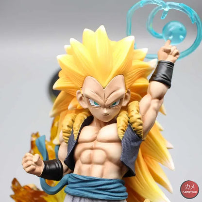 Dragon Ball Z - Gotenks Super Saiyan 3 Action Figure Con Led