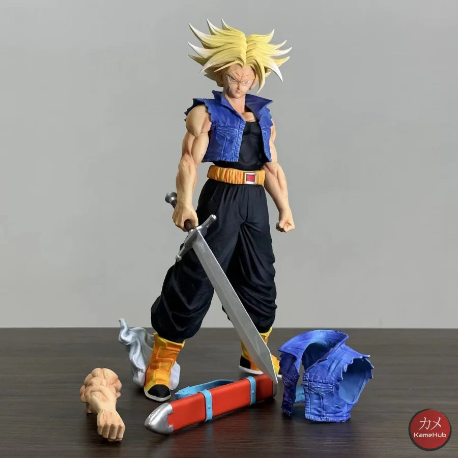 Dragon Ball Z - Trunks Dal Futuro Super Saiyan & Forma Base Action Figure