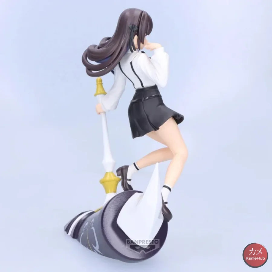 I May Be a Guild Receptionist but I’ll Solo Any Boss to Clock Out on Time - Alina Clover Action Figure Bandai Banpresto