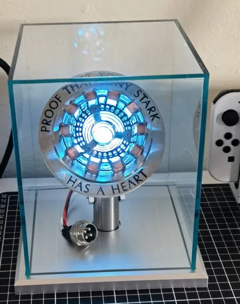 Marvel Comics: Avenger - Iron Man MK1 and MK2 Arc Reactor with LED – KameHub