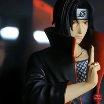 Naruto Shippuden - Uchiha Itachi Action Figure con LED - Uchiha Itachi 40cm - Action Figure