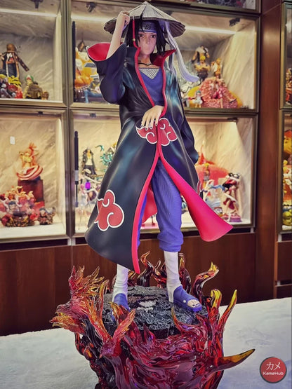 Naruto Shippuden - Uchiha Itachi Action Figure con LED - Uchiha Itachi 40cm - Action Figure