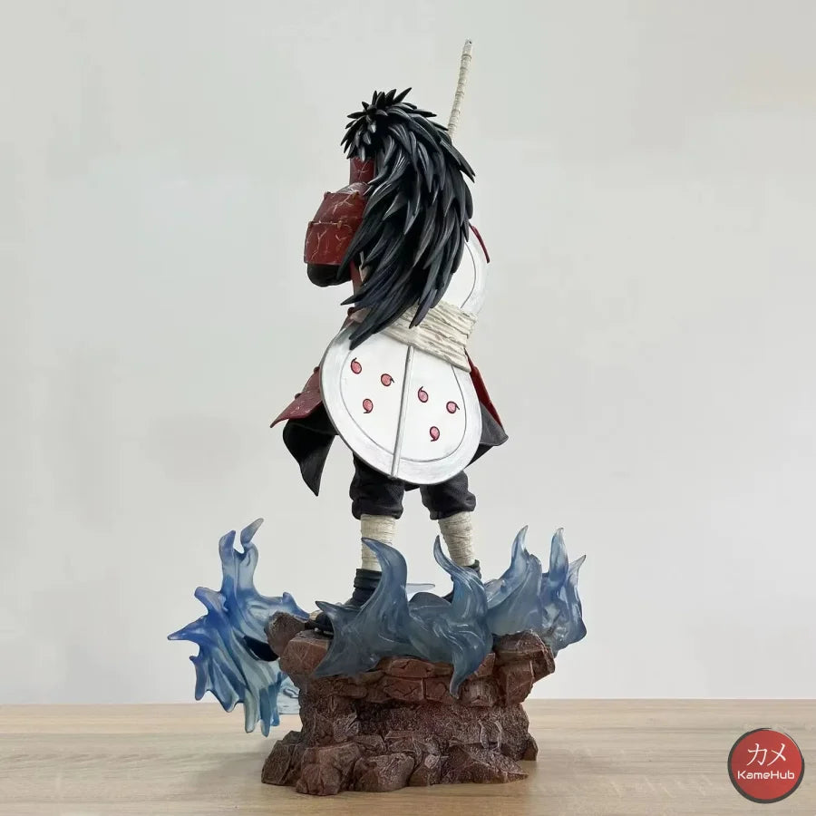 Naruto Shippuden - Uchiha Madara Action Figure con LED - Uchiha Madara 42cm - Action Figure