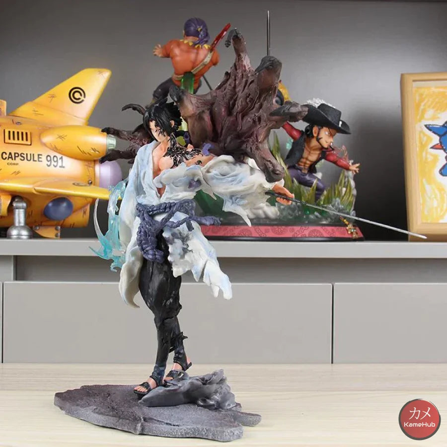 Naruto Shippuden - Uchiha Sasuke Action Figure Con Effetto Motion Blur
