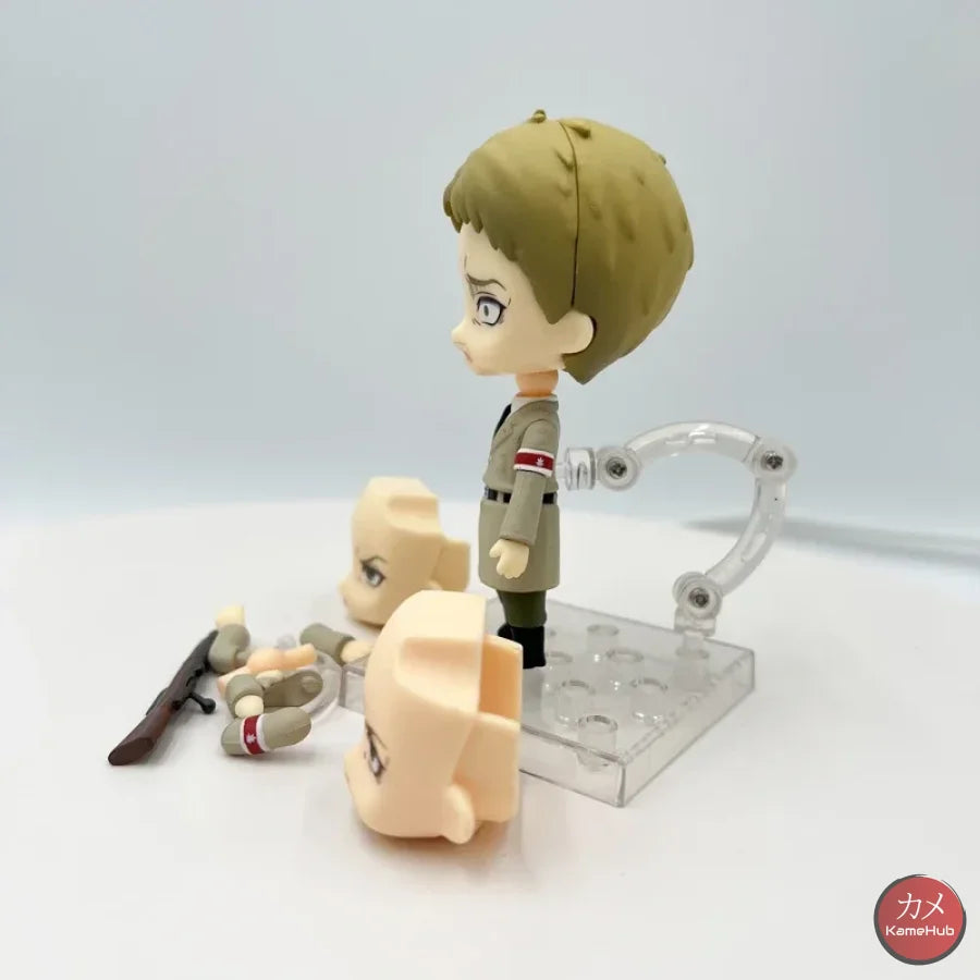 Nendoroid #1893 - Attack On Titan / Shingeki No Kyojin Reiner Braun Action Figure