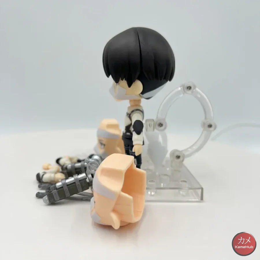 Nendoroid #2002 - Attack On Titan / Shingeki No Kyojin Levi Ackerman Action Figure