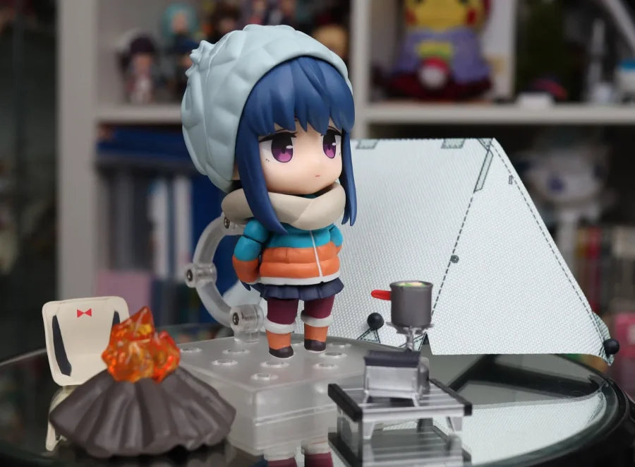 Nendoroid #981-Dx - Laid Back Camp △ Shima Rin Action Figure