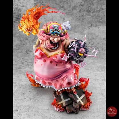 One Piece - Charlotte Linlin Big Mom Action Figure Megahouse P.o.p Wa Maximum