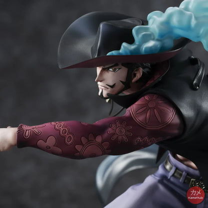 One Piece - Dracule Mihawk Action Figure Megahouse P.o.p Neo Maximum