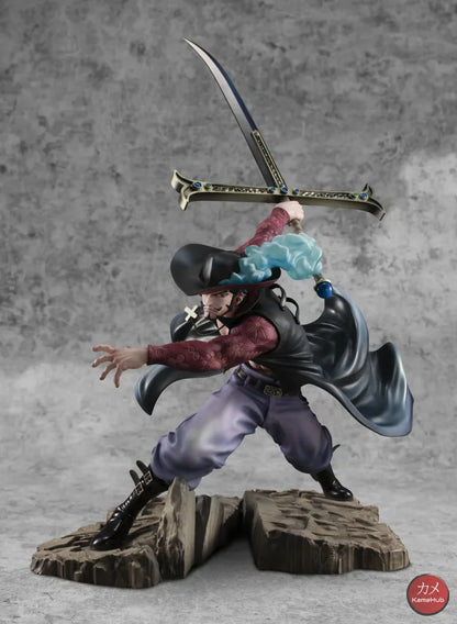 One Piece - Dracule Mihawk Action Figure Megahouse P.o.p Neo Maximum