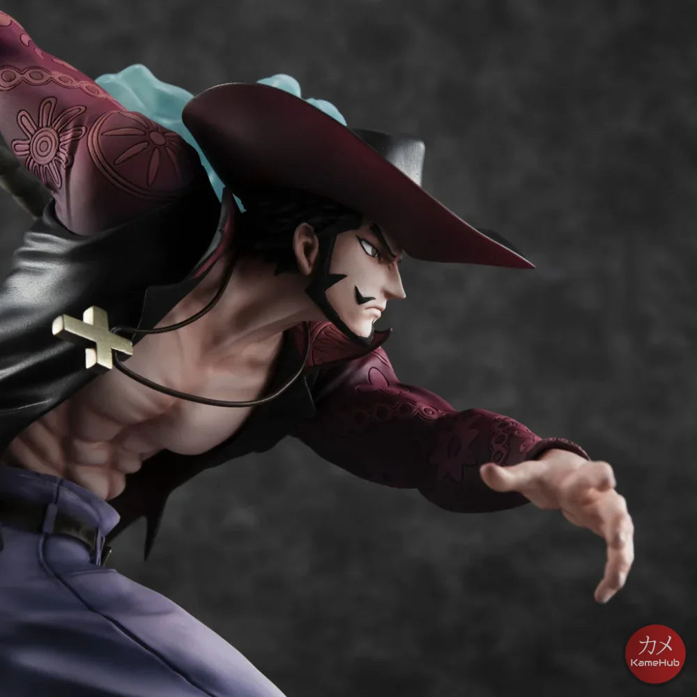 One Piece - Dracule Mihawk Action Figure Megahouse P.o.p Neo Maximum