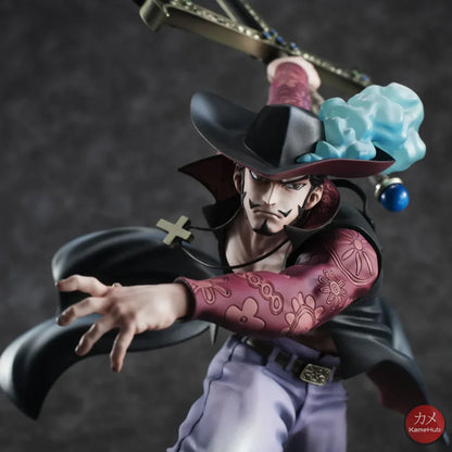 One Piece - Dracule Mihawk Action Figure Megahouse P.o.p Neo Maximum