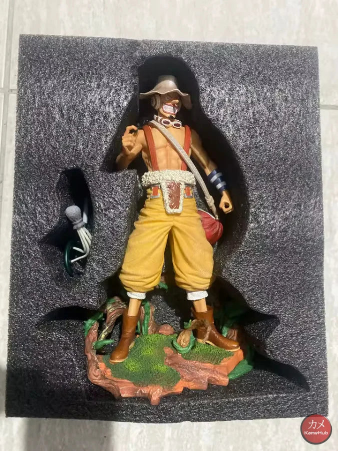 One Piece - God Usopp Action Figure - God Usopp 25cm / Sì - Action Figure
