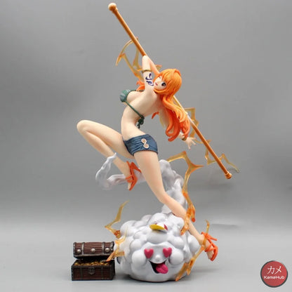 One Piece - Nami Action Figure Con Pantaloncini 29Cm