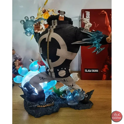 One Piece - Orso Bartholomew Action Figure Con Led