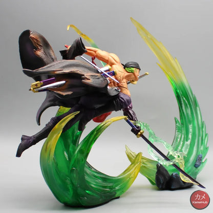 One Piece - Roronoa Zoro Action Figure Con Led E Uv