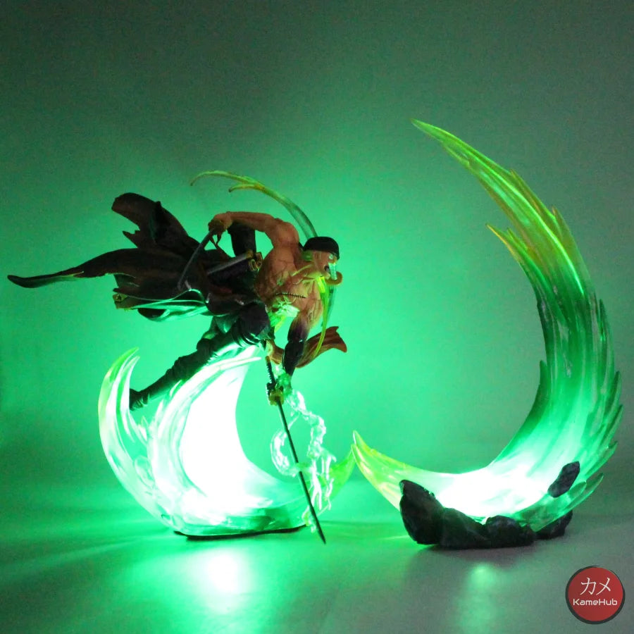 One Piece - Roronoa Zoro Action Figure Con Led E Uv