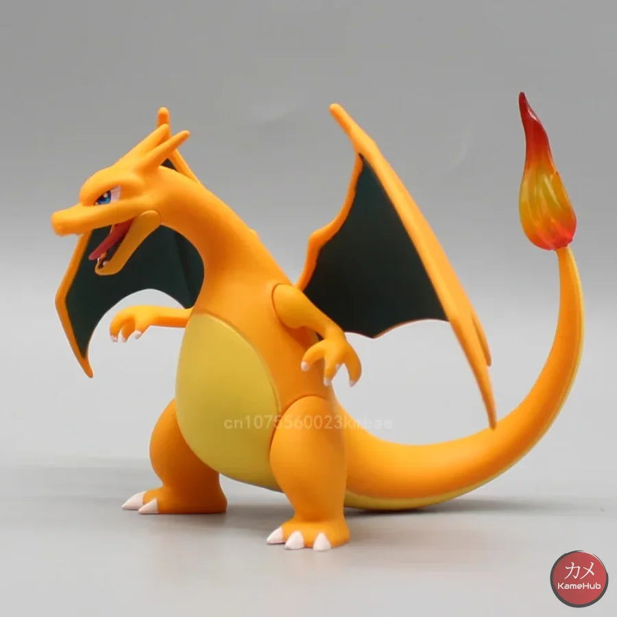 Pokémon - Charizard Mini Action Figure