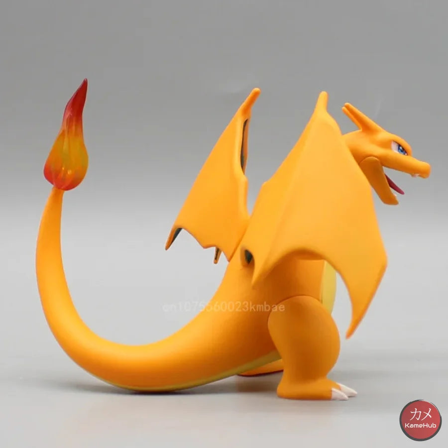 Pokémon - Charizard Mini Action Figure