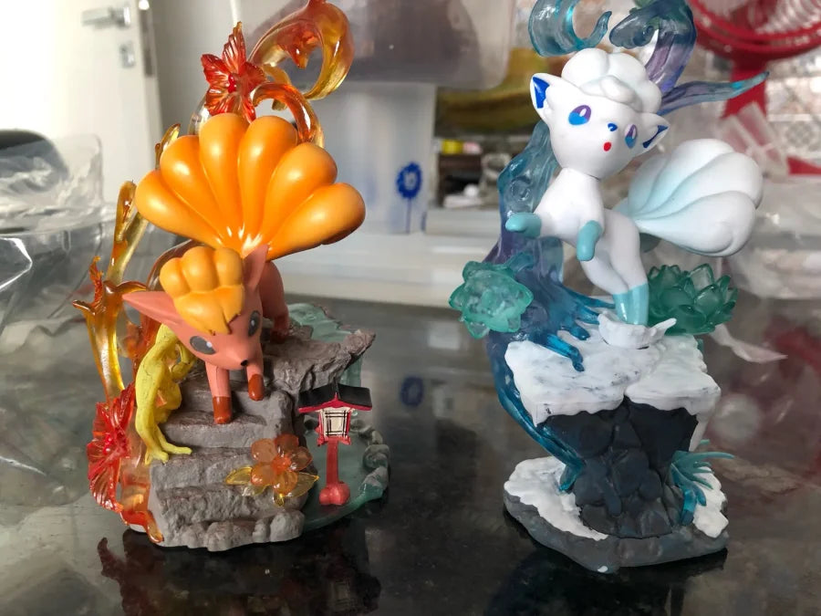 Pokemon Vulpix e Alolan Vulpix Action Figure KameHub