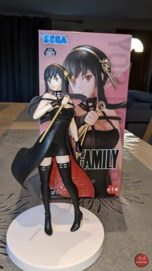 Spy X Family - Yor Briar Forger Thorn Princess Originale Sega Premium Perching Action Figure