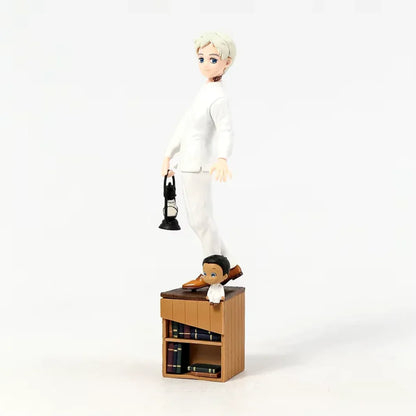 The Promised Neverland - Emma Norman Ray Action Figure